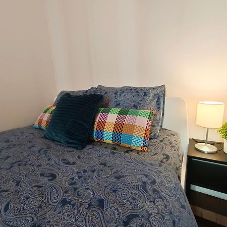 By Urquinaona Rooms Barcelona Bagian luar foto